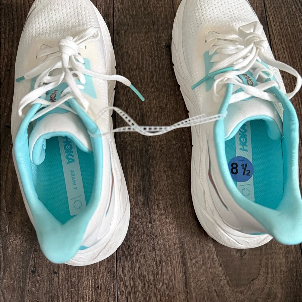 Hoka Women's White and Teal Athletic Shoes - Picture 6 of 8